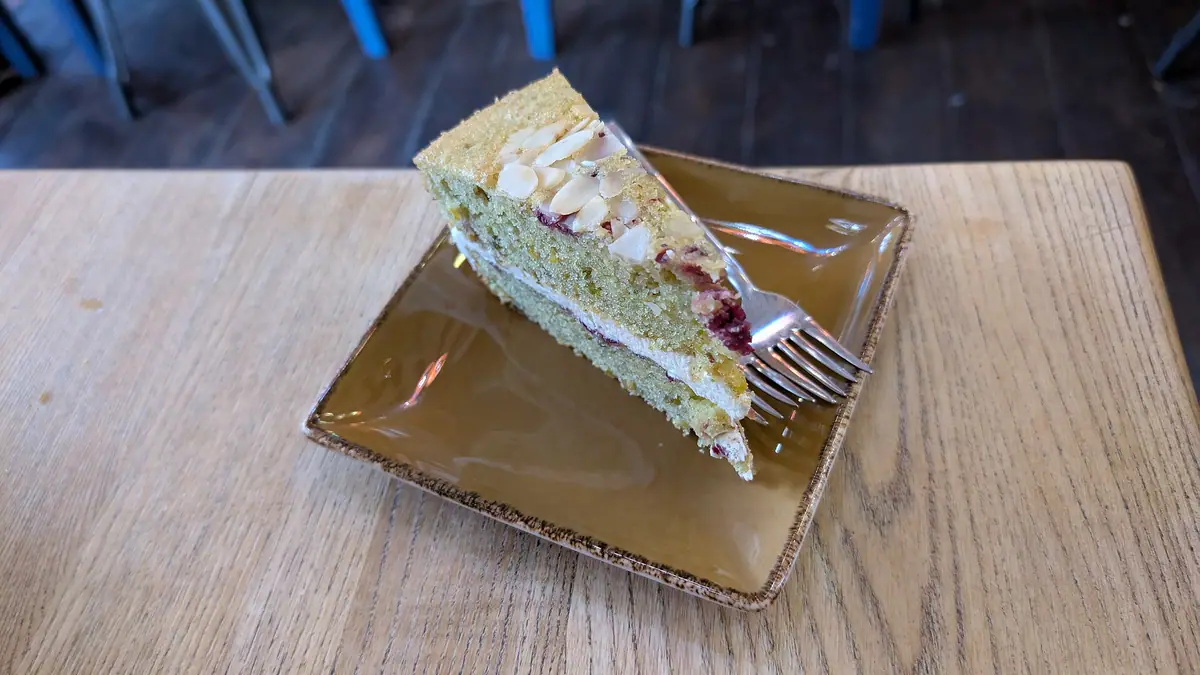 Cloe's Cake House – cake shop in Foxwood, York